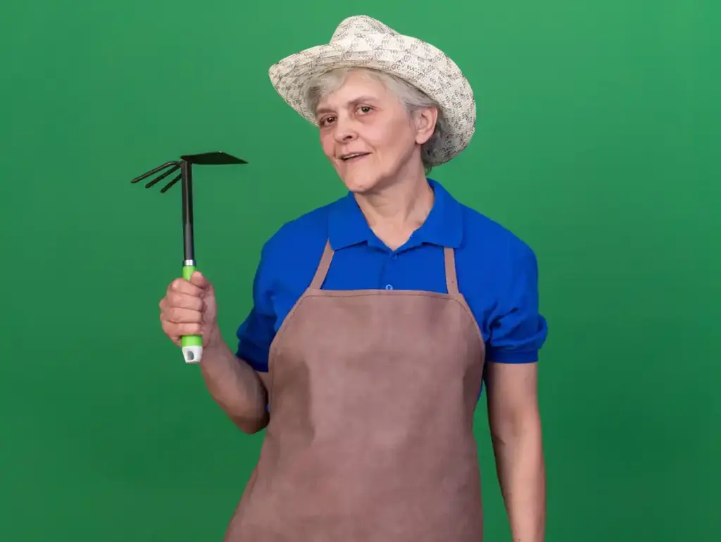 elderly gardener ergonomic garden tools Netherlands