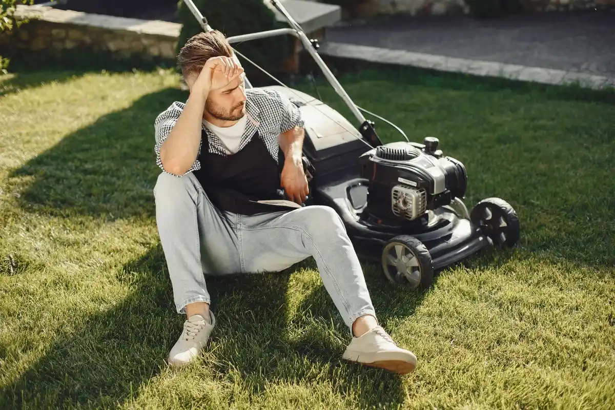 robot lawn mower stuck in garden netherlands