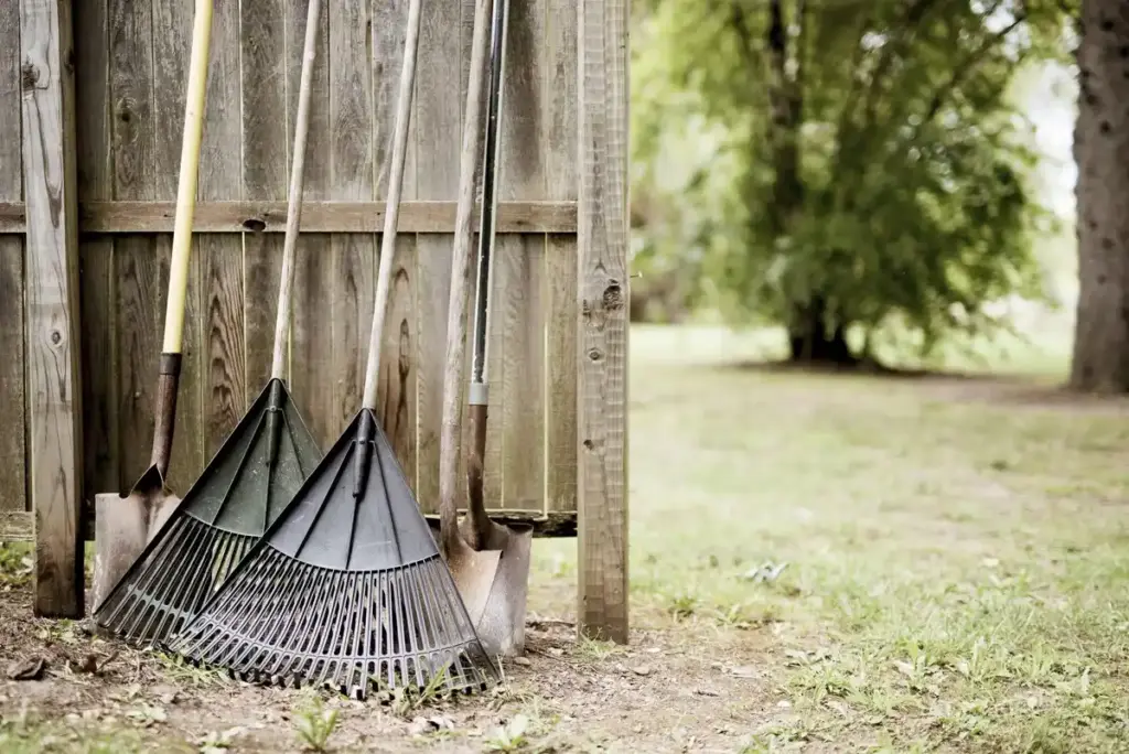 old garden hose reuse in Dutch garden