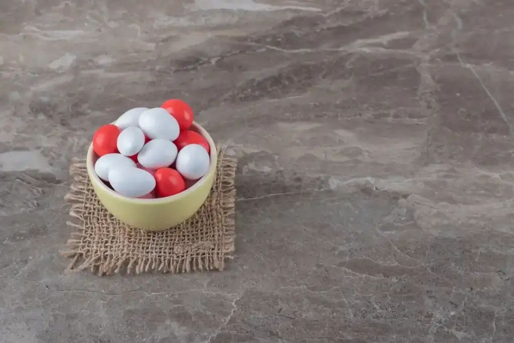 eggshells in tomato garden