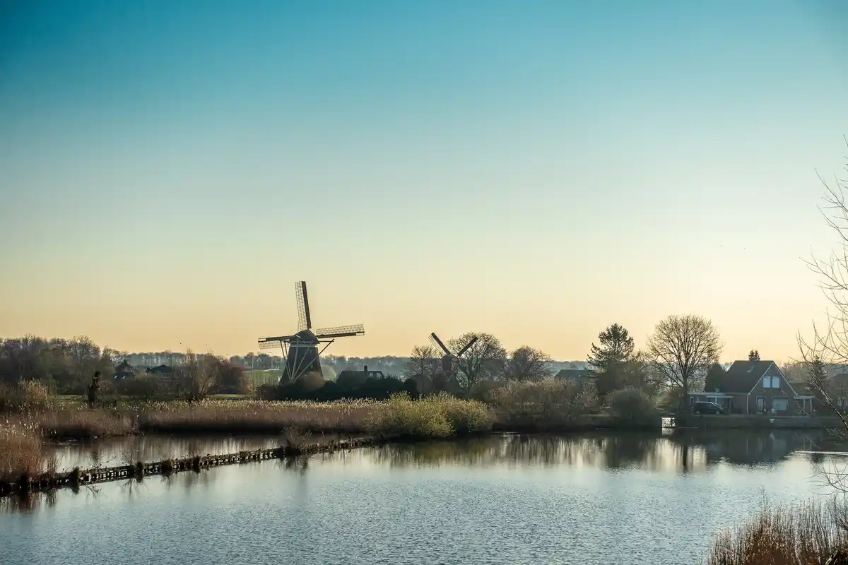 greenhouse orientation sunrise Netherlands
