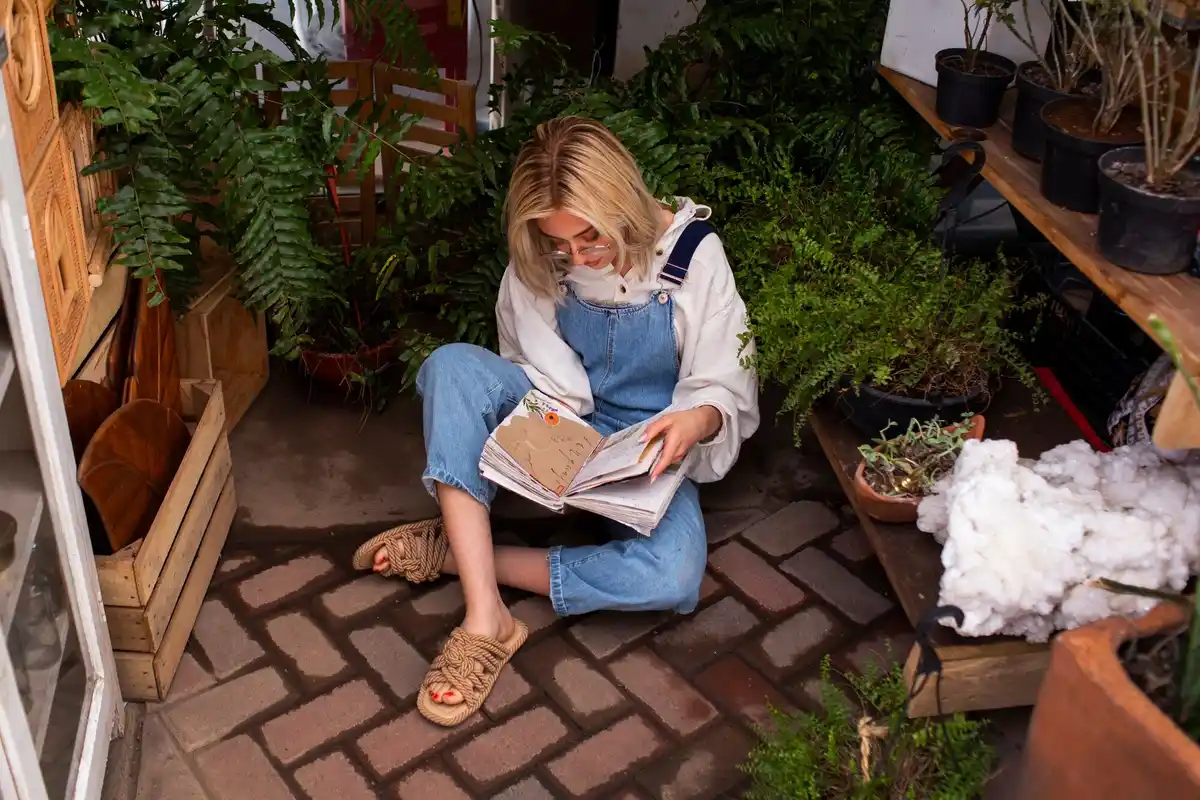 Dutch lazy gardening method backyard