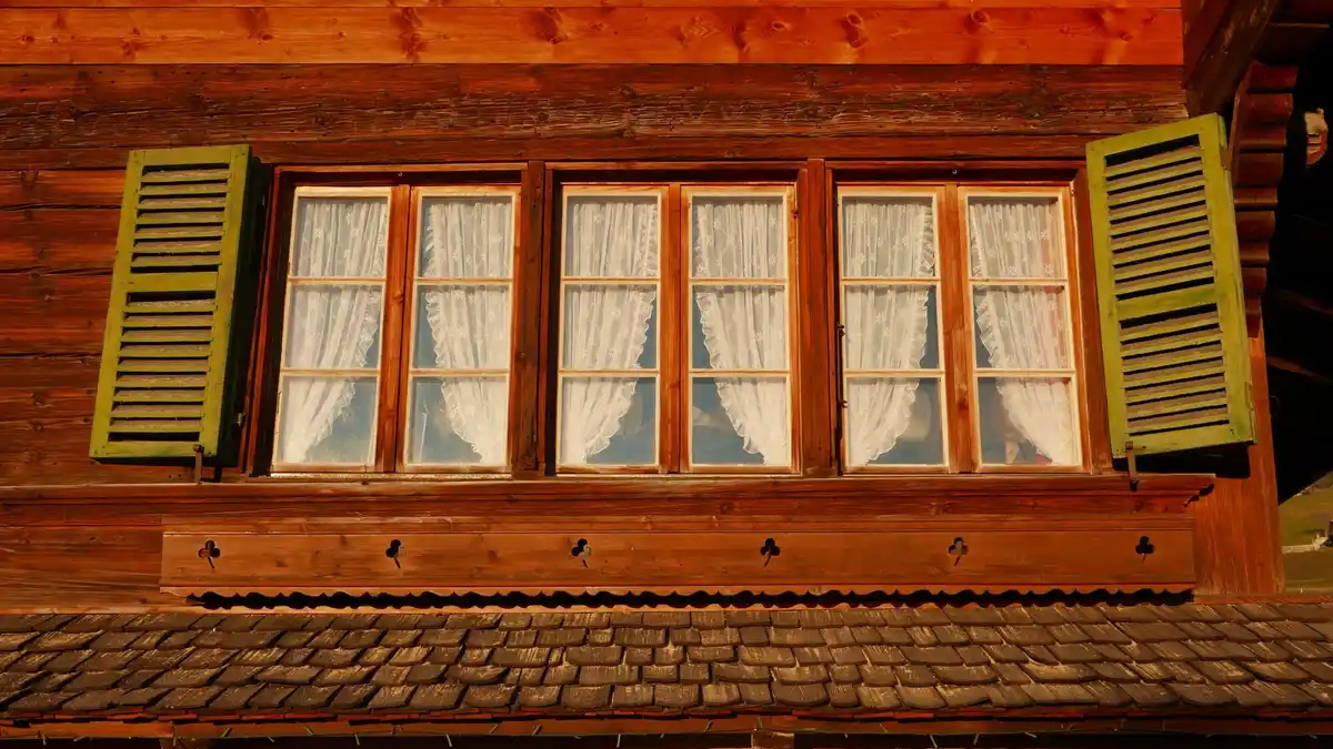 vintage windows greenhouse netherlands DIY